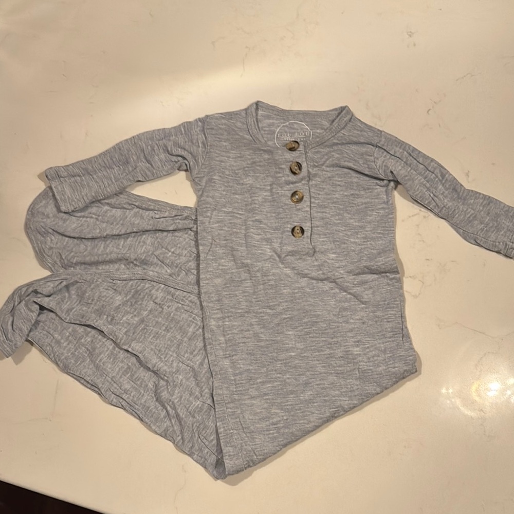Gray Long Sleeve Henley sleep